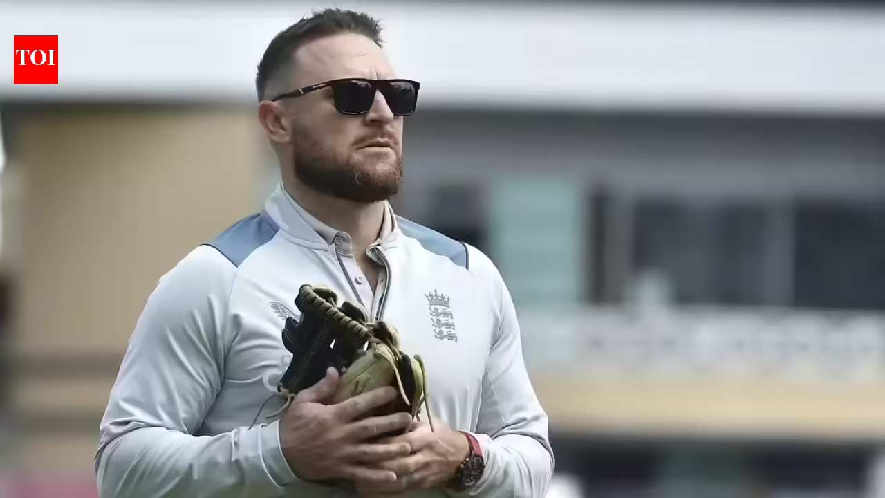 'Beer, vape, golf faction': Brendon McCullum faces serious Ashes allegations | cricket news