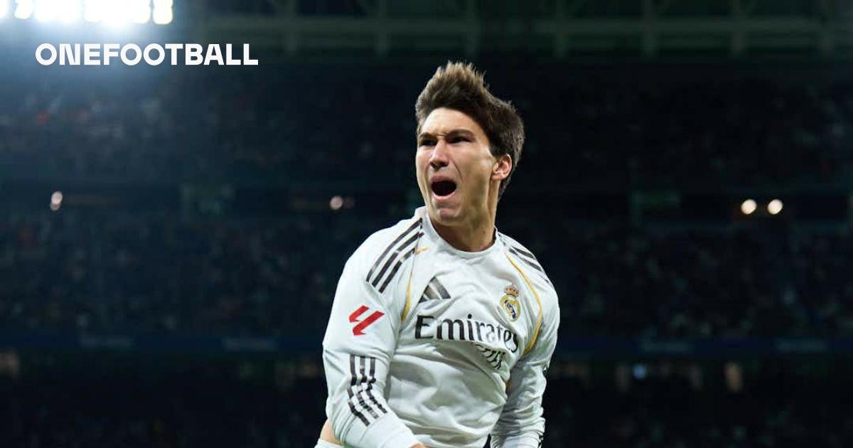 Gonzalo aprovecha la osenia de mbappé y se aduena del '9' del madrid