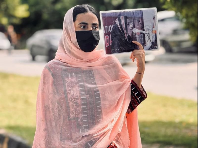 Pakistan: Mehrang Baloch's fight continues in jail for one year, his sister continues