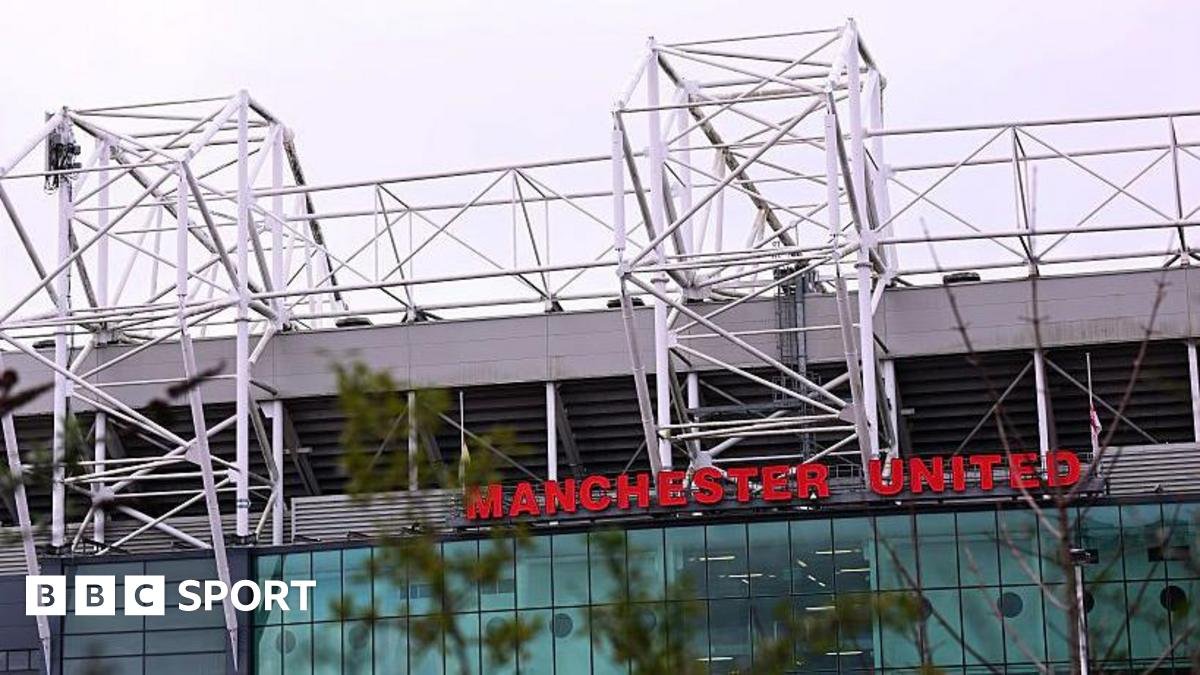 Premier League live: Manchester United vs Leeds United - score, text commentary, preview, team news, stats and head-to-head