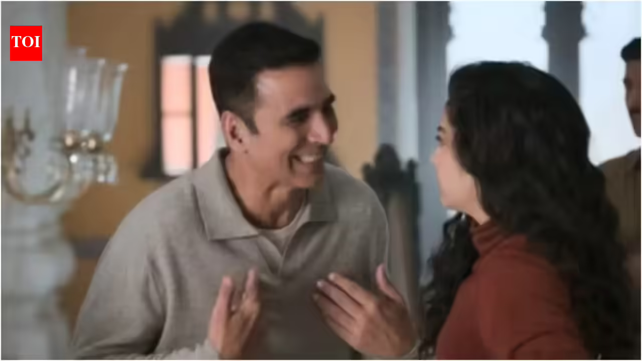 Bhoot Bangla Full Movie Collection: 'Bhoot Bangla' Box Office Collection Day 16: Amidst 'Raja Shivaji' fever, Akshay Kumar's film crosses Rs 215 crore mark globally. hindi movie news