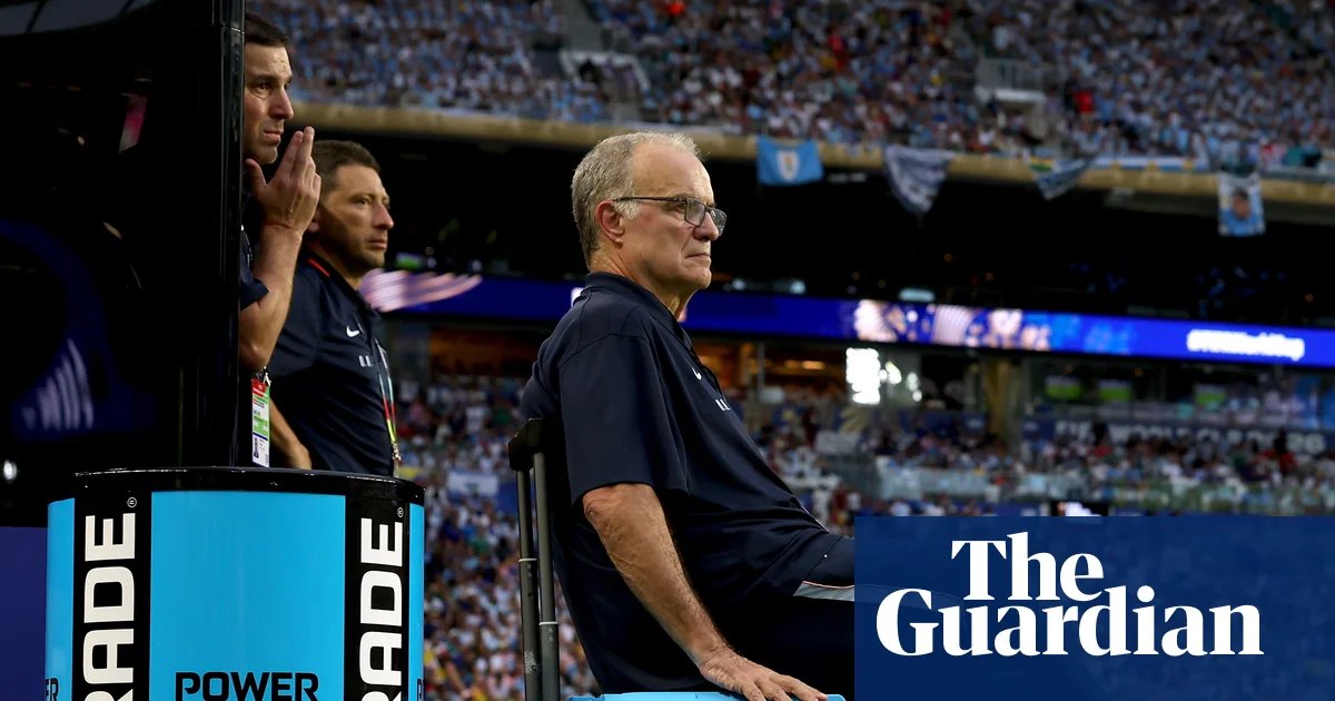Bielsa's first meeting with former student De la Fuente came at a tumultuous moment for Uruguay. uruguay