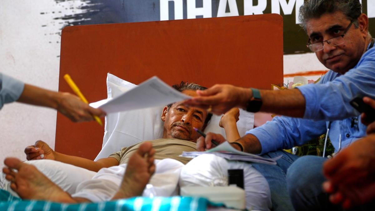 Delhi HC orders daily medical monitoring of Sonam Wangchuk amid indefinite hunger strike