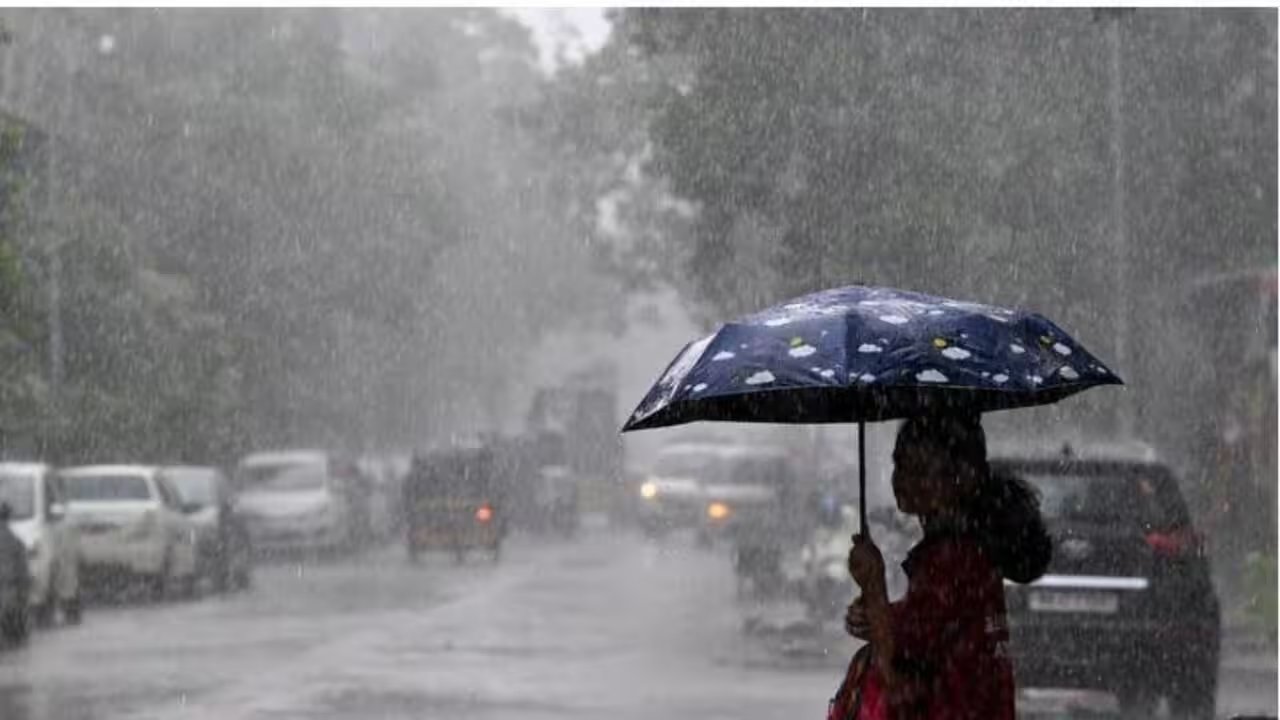 Moderate rain to continue in Mumbai: IMD; Heavy rain forecast in Mumbai metropolitan area this week. mumbai news